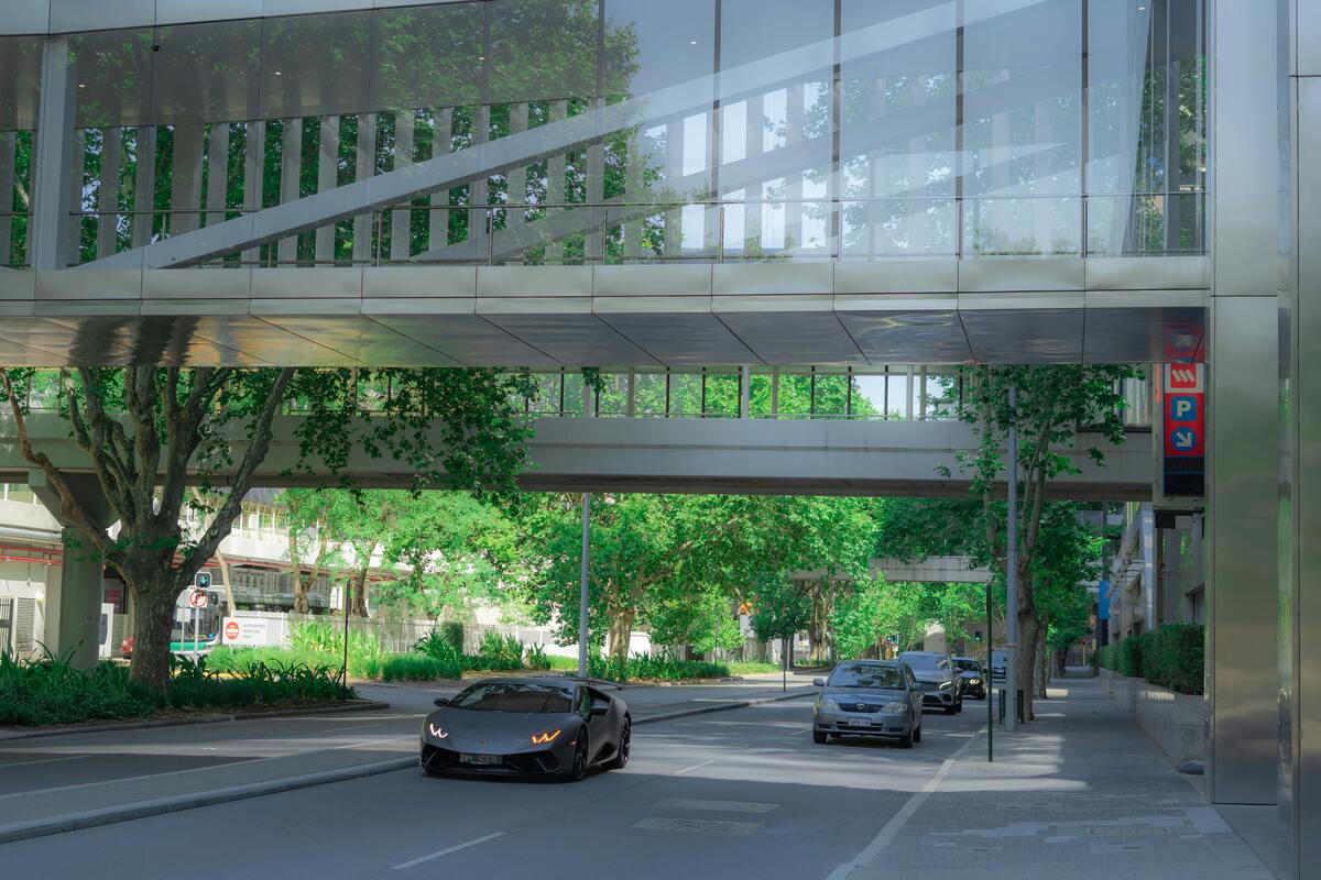 探秘澳大利亚海崖瀑布：绝美自然奇观的位置与旅行指南