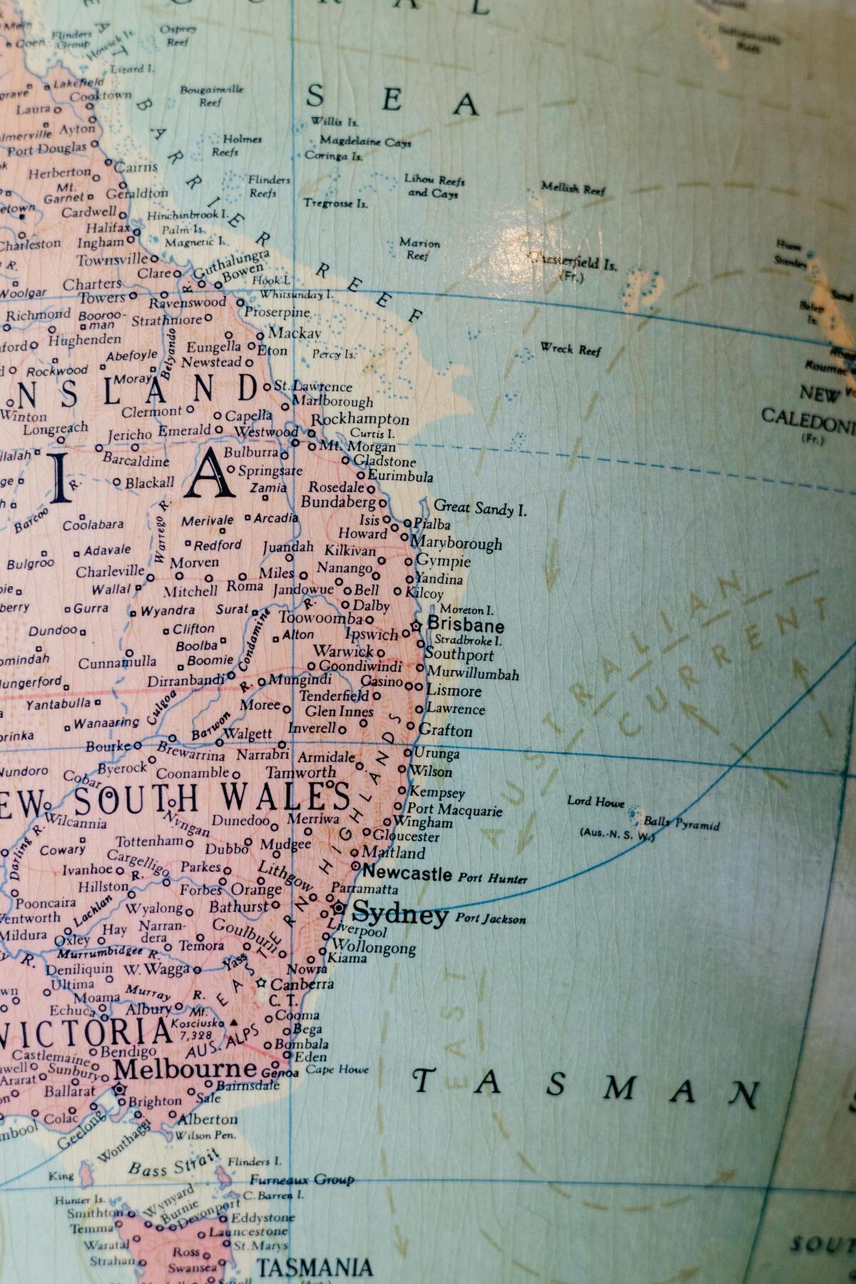 深度解析澳大利亚央企分布：就业机会、福利待遇与申请攻略