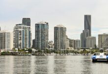 探索澳洲秘境：澳大利亚深海海滩在哪里及其独特魅力