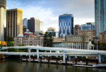 澳洲音乐之旅：揭秘澳大利亚最受欢迎的乐队及经典歌曲